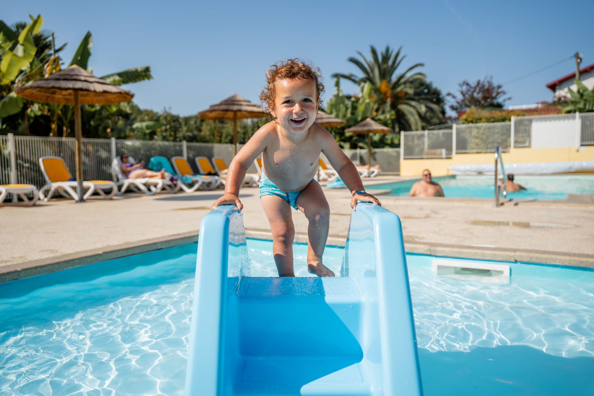 camping avec piscine exterieure chauffee a hendaye