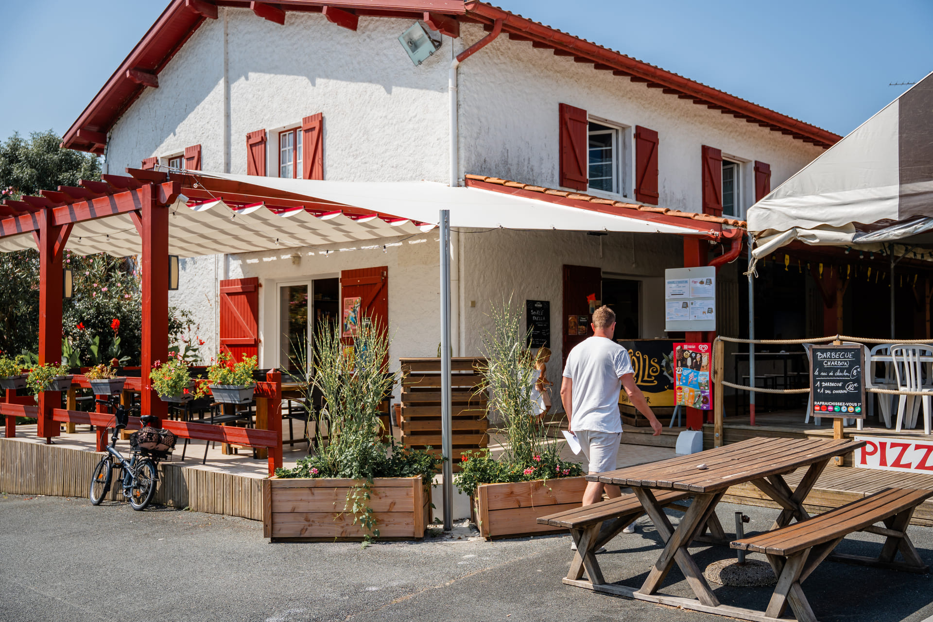 camping avec restaurant a hendaye