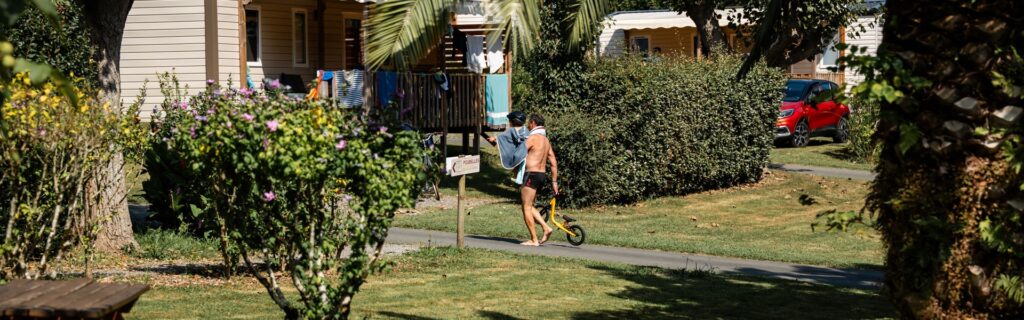 camping avec service pays basque